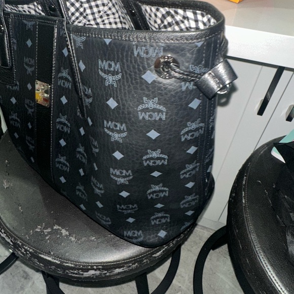 Black MCM - Picture 4 of 5